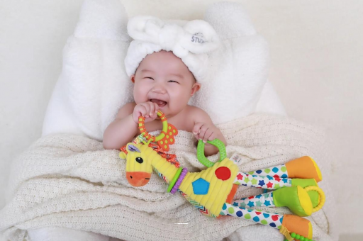 广饶宝宝的口欲期